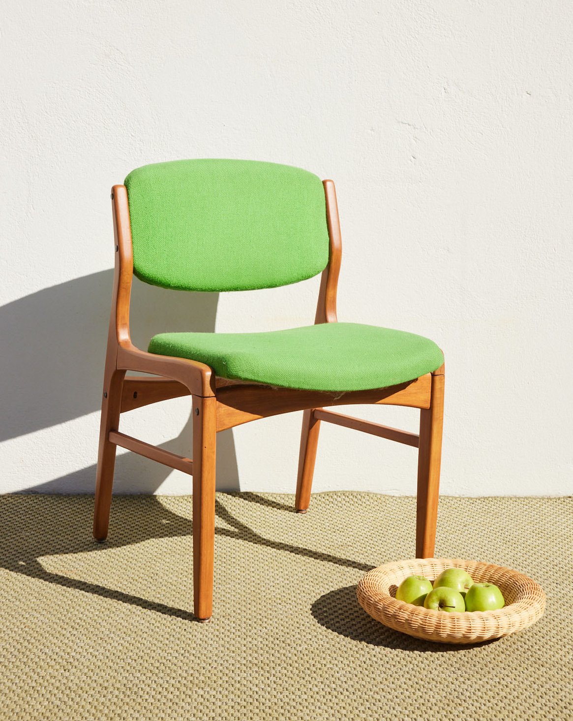 Chaise scandinave verte Alma N°1927 - Bon état, DEBONGOUT