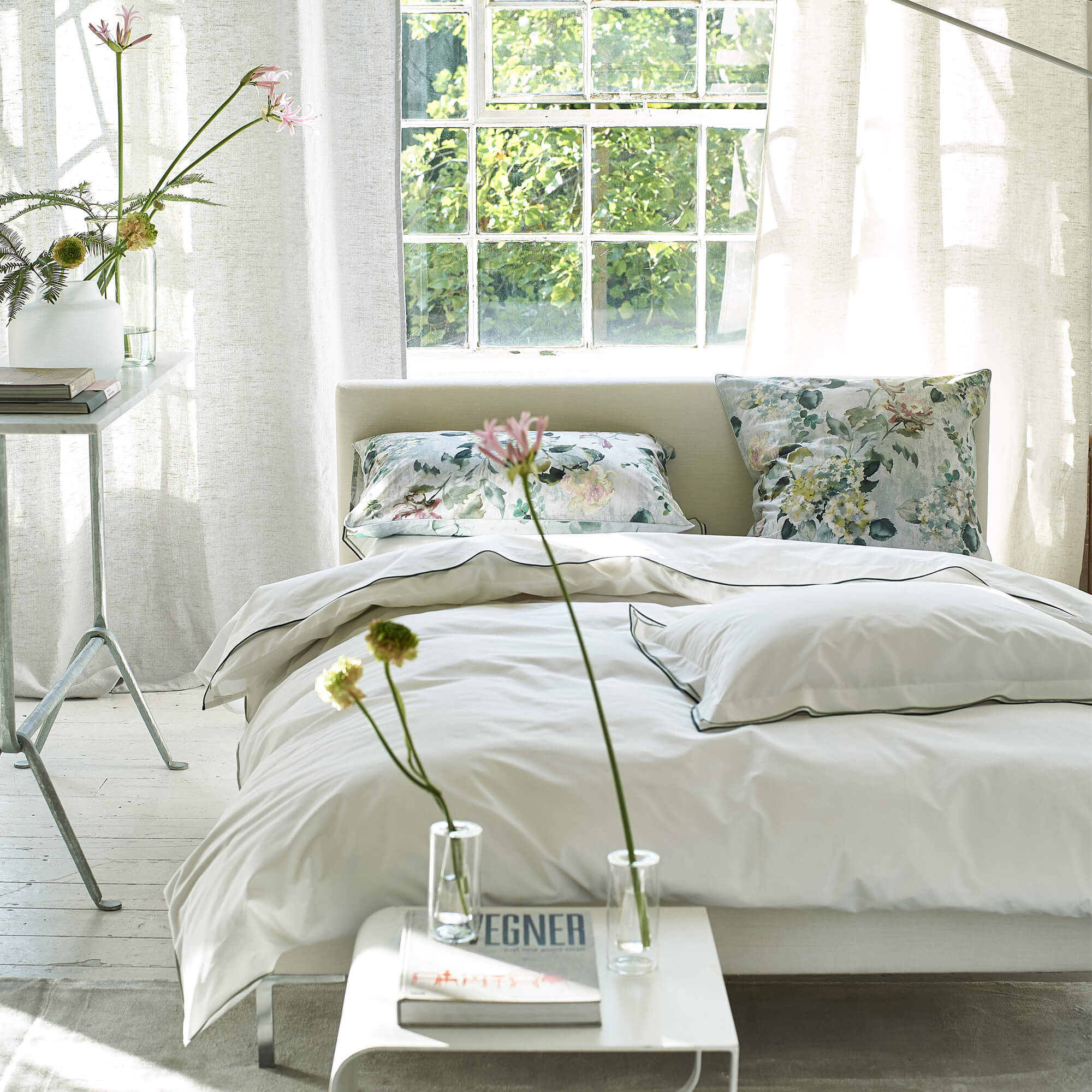 Housse de couette unie en percale de coton, ASTOR FOREST SAGE, DESIGNERS GUILD
