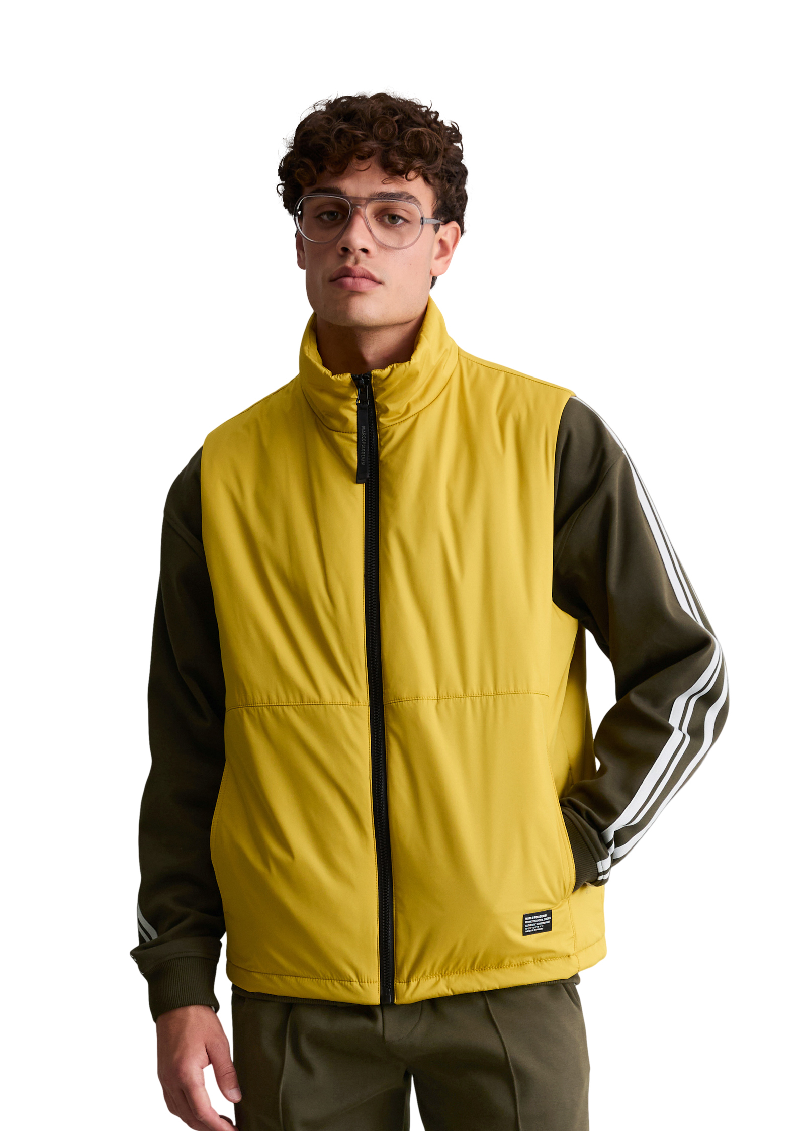 Gilet de plein air, coupe regular légèrement rembourré et déperlant, MARC O’POLO DENIM