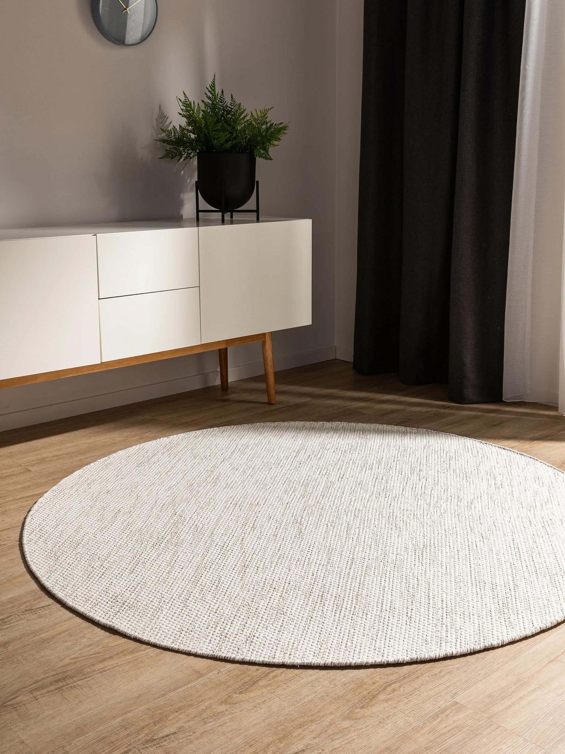Tapis en coton tissé main RON, BENUTA