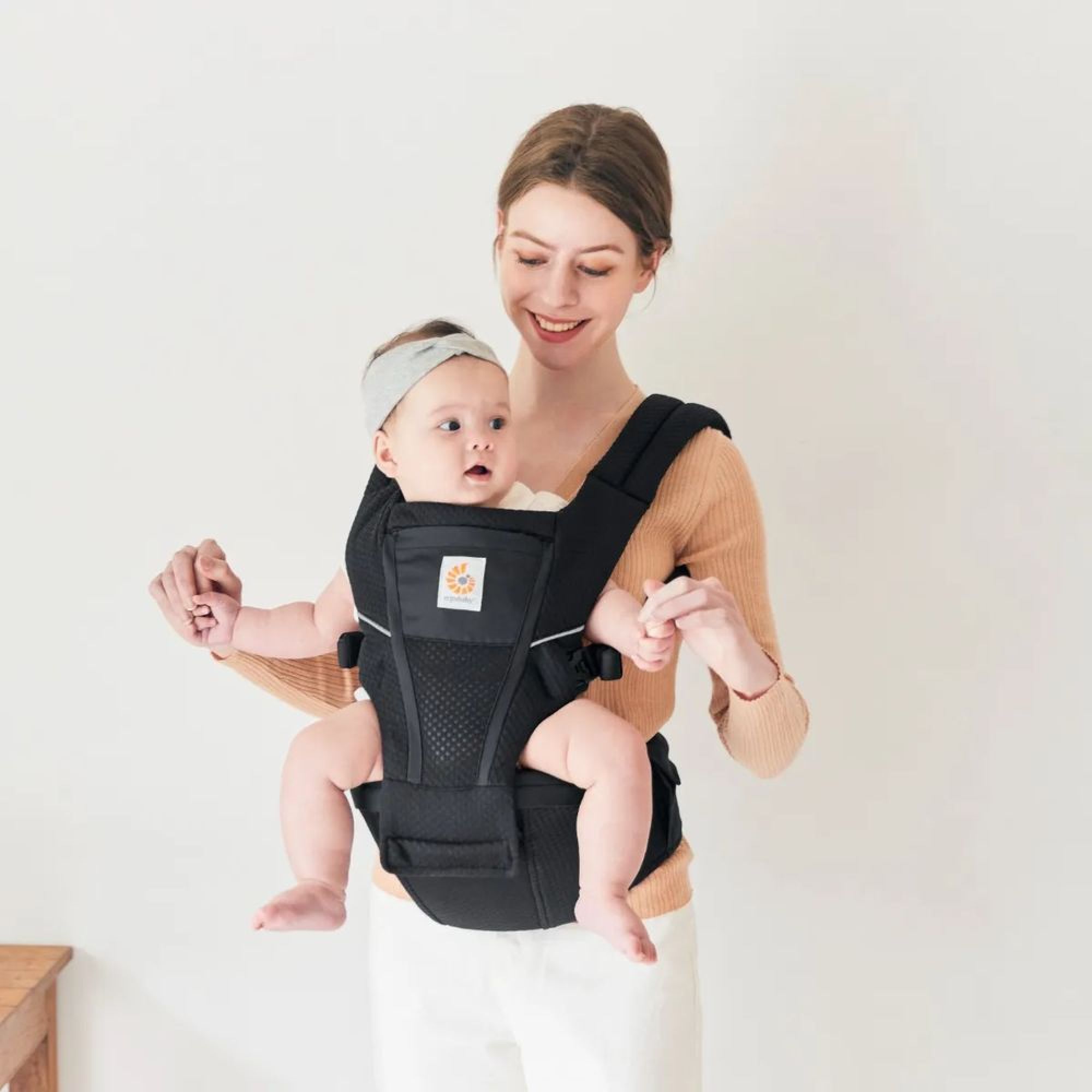 Porte bébé Alta Hip Seat Black onyx, ERGOBABY