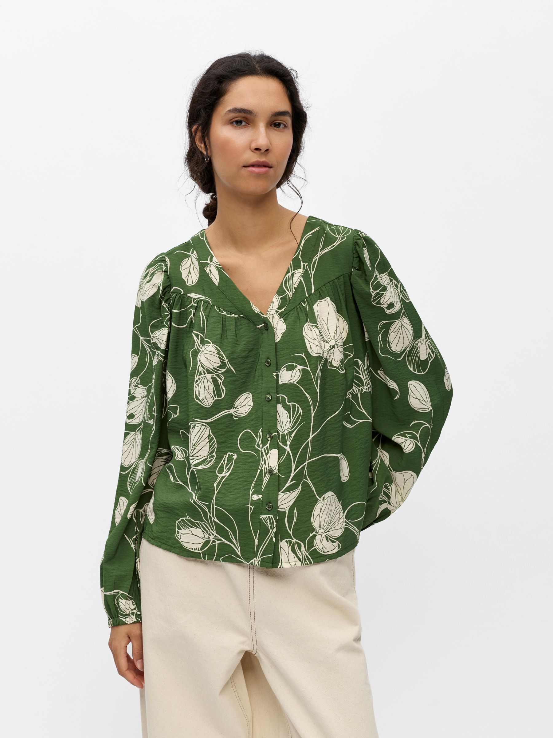 Chemise À Col V, OBJECT