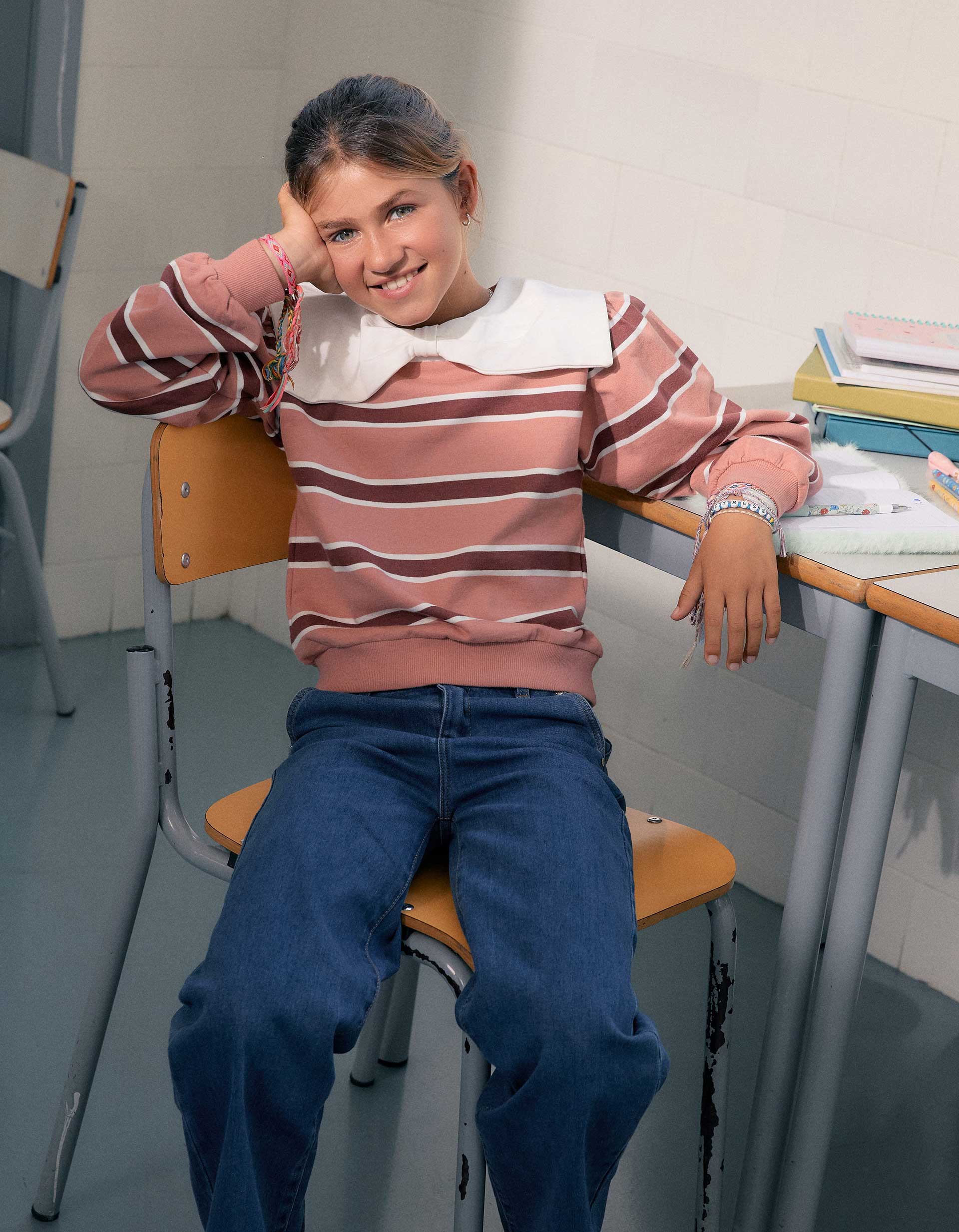 Sweat à rayures avec col en forme de nœud, ZIPPY