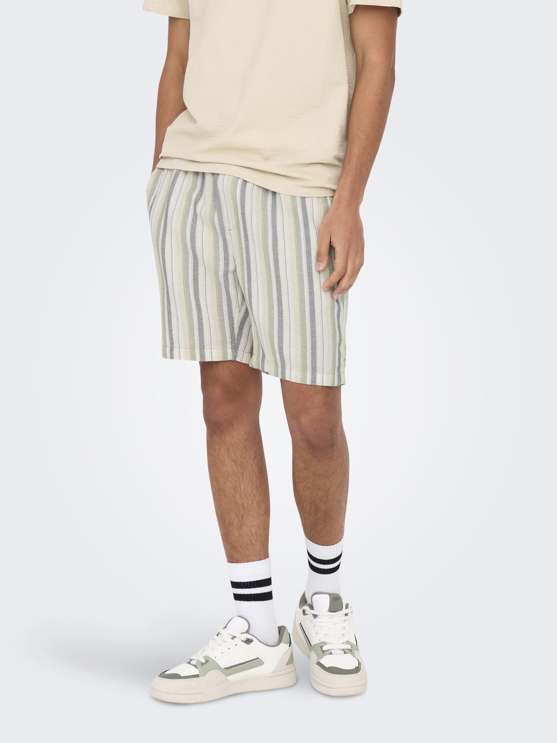 Short en maille à cordon, ONLY & SONS