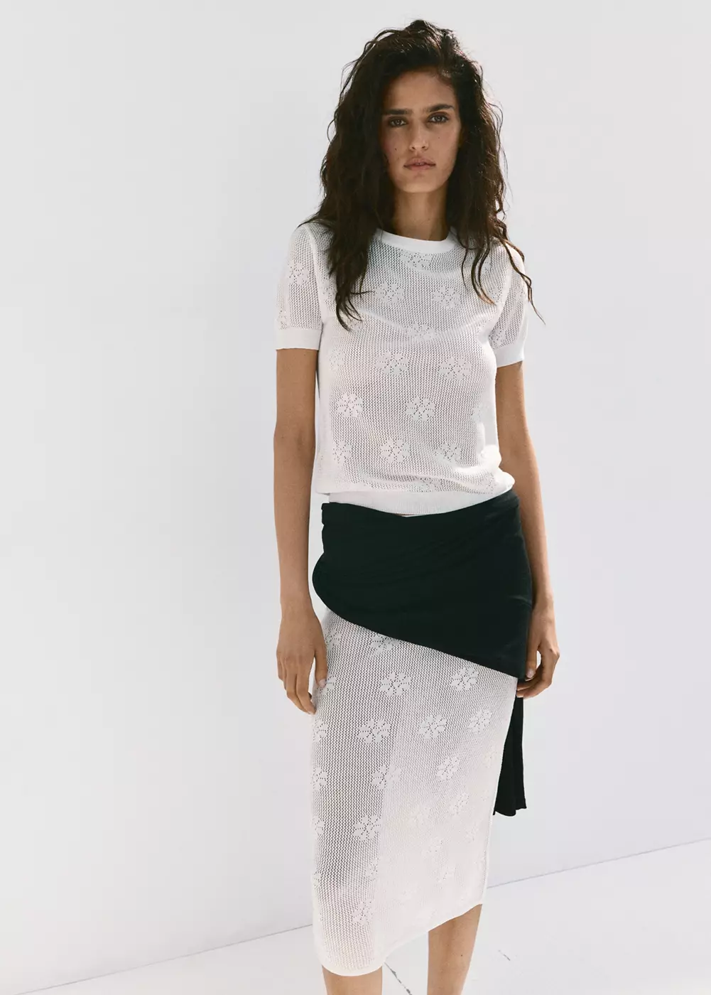 Jupe en crochet semi-transparente à fleurs, MANGO