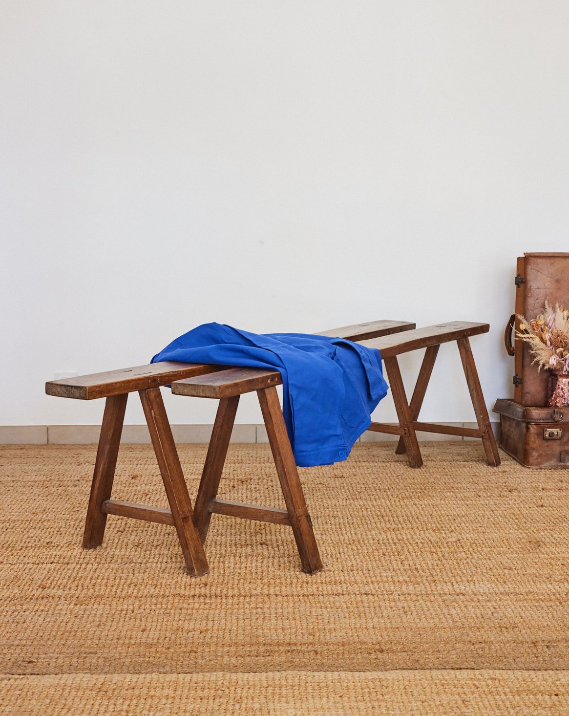Paire de bancs de ferme en bois Antoine N°434 - Bon état, DEBONGOUT