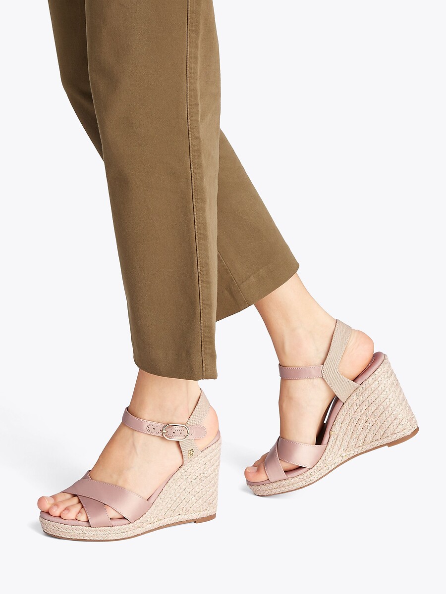 Tommy Hilfiger Sandalias de cuña de satén — foto 7