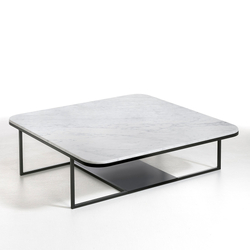 Mesa baja Téora, diseño de E. Gallina
