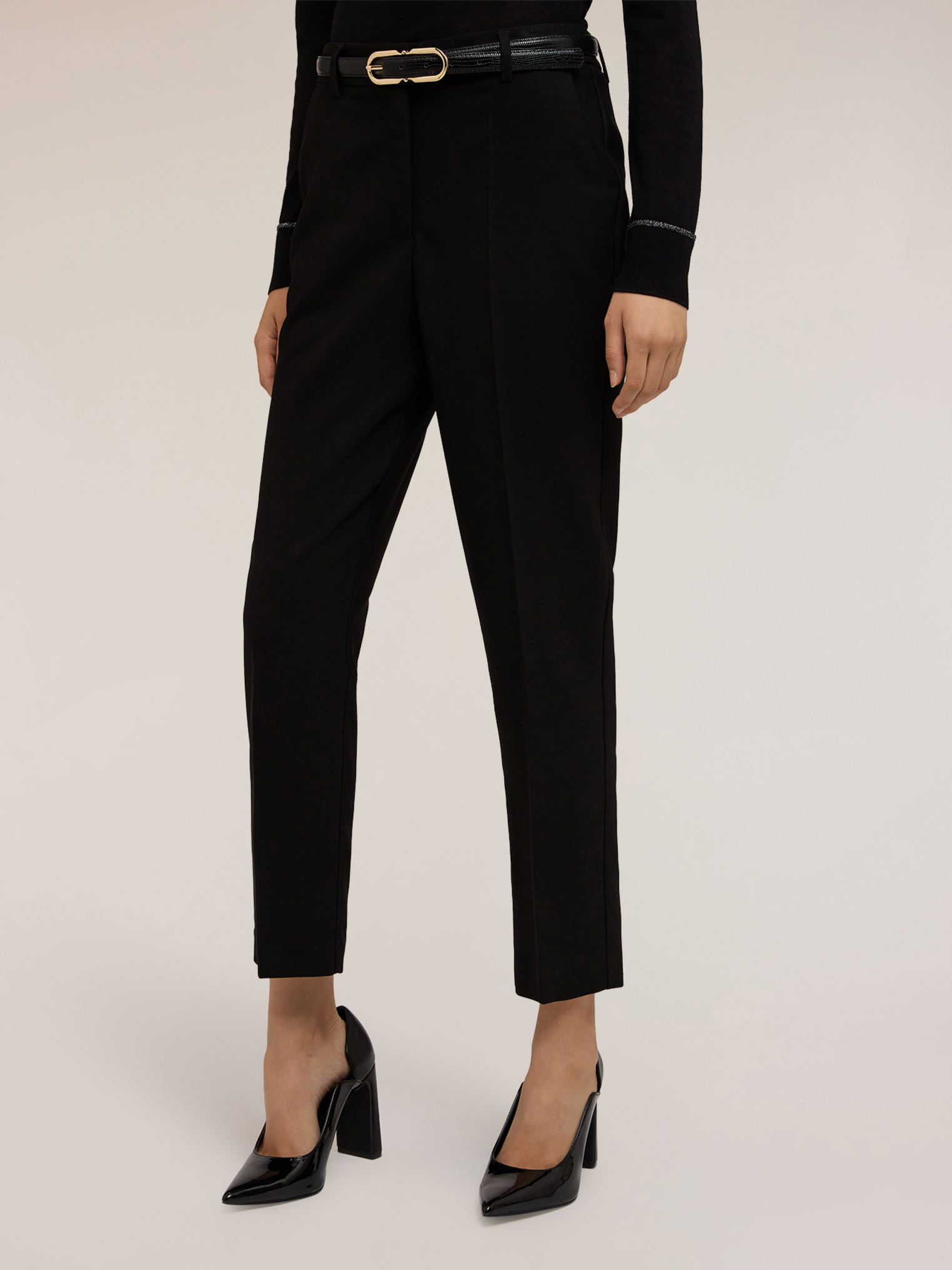 Pantalon regular avec pli repassé, MOTIVI