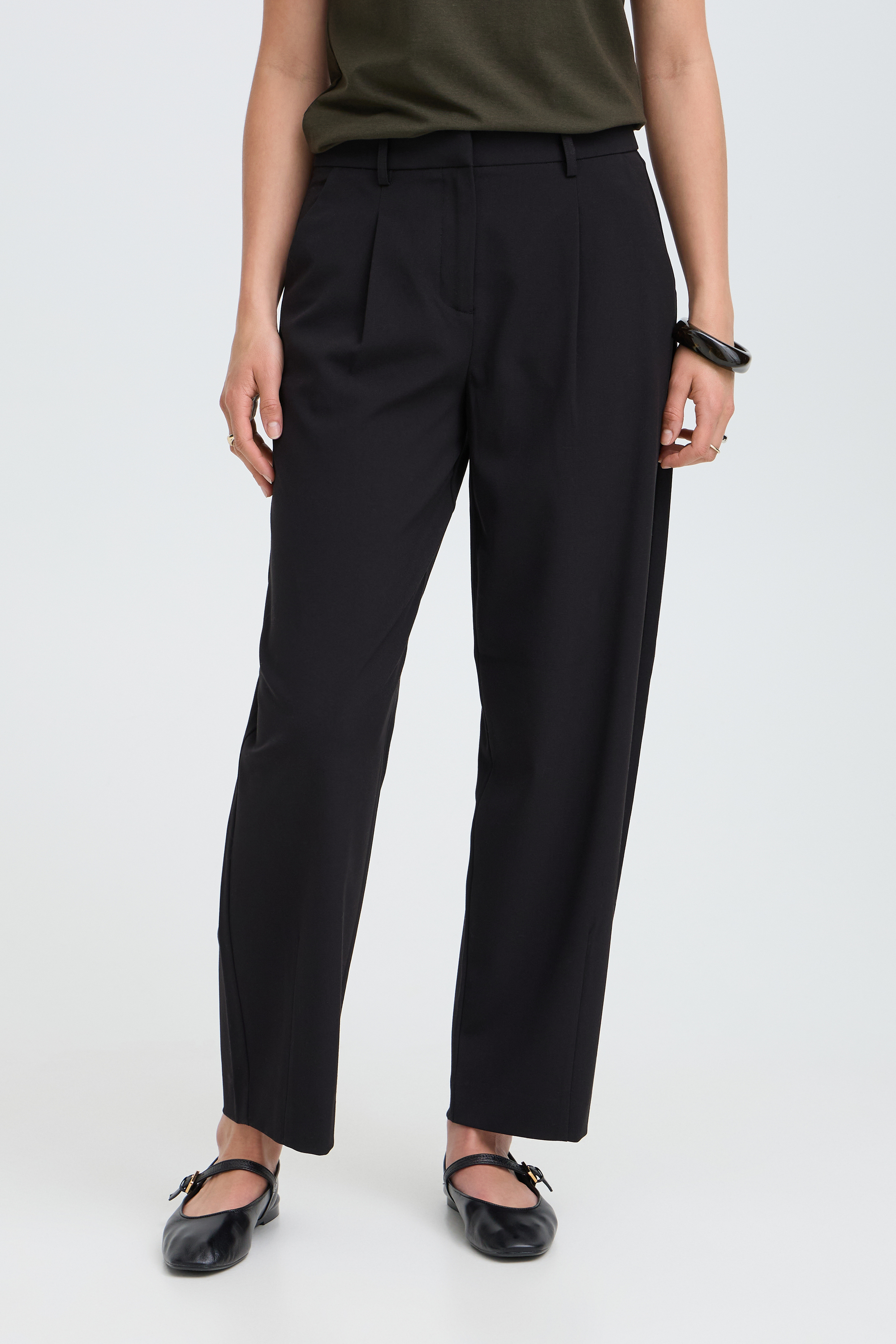 Pantalon décontracté, B.YOUNG