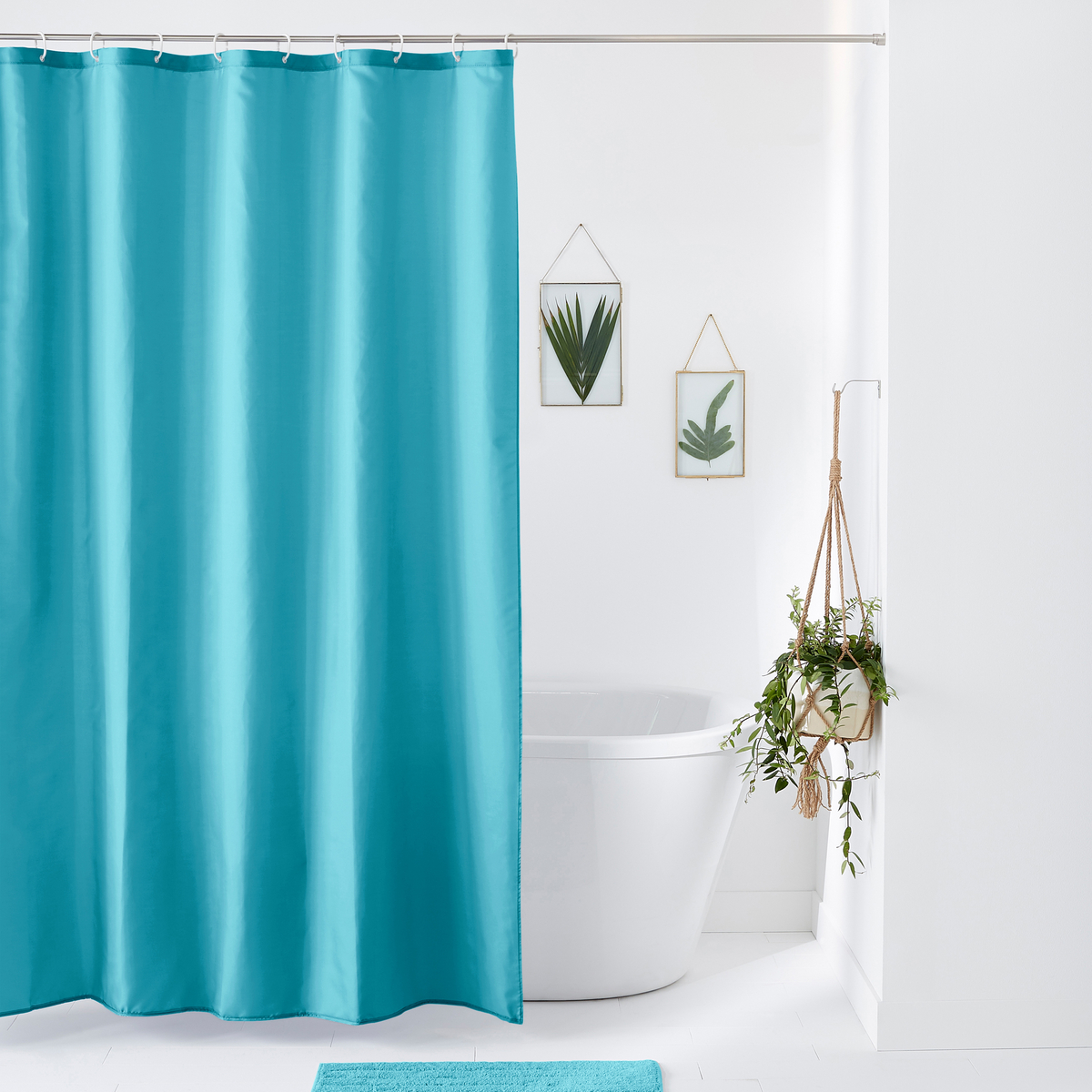 Product photograph of Scenario Plain Shower Curtain from La Redoute UK
