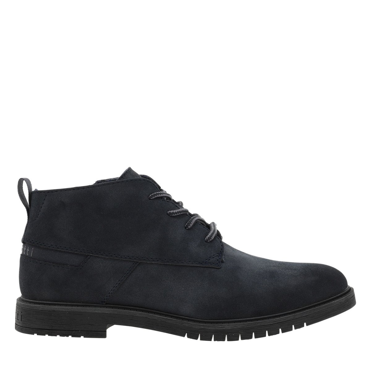 Bottines talon plat, BUGATTI