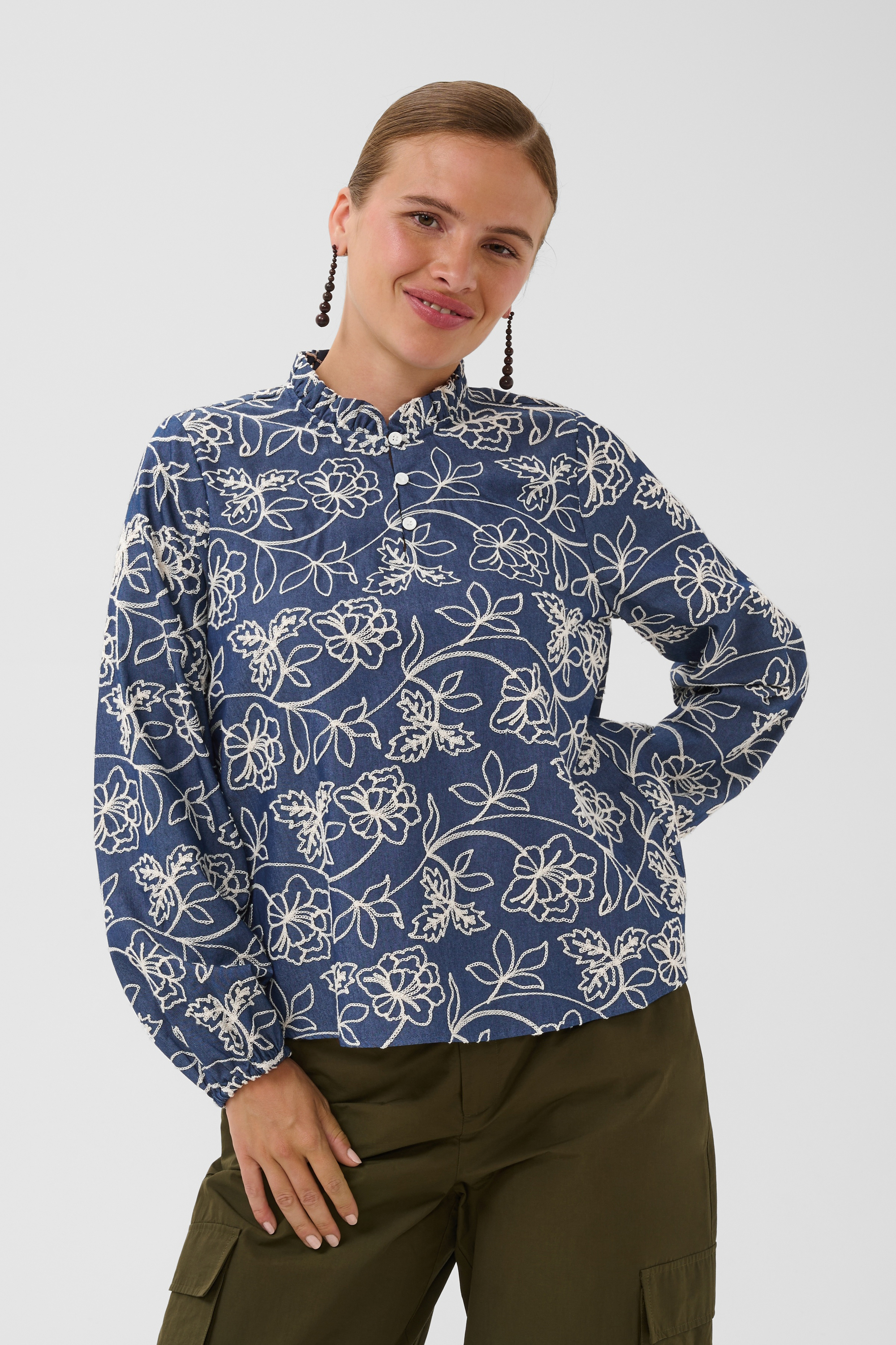 Blouse à manches longues, CULTURE