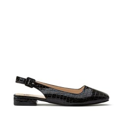 Sabrinas com tacão raso, efeito crocodilo