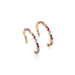 Brincos com strass