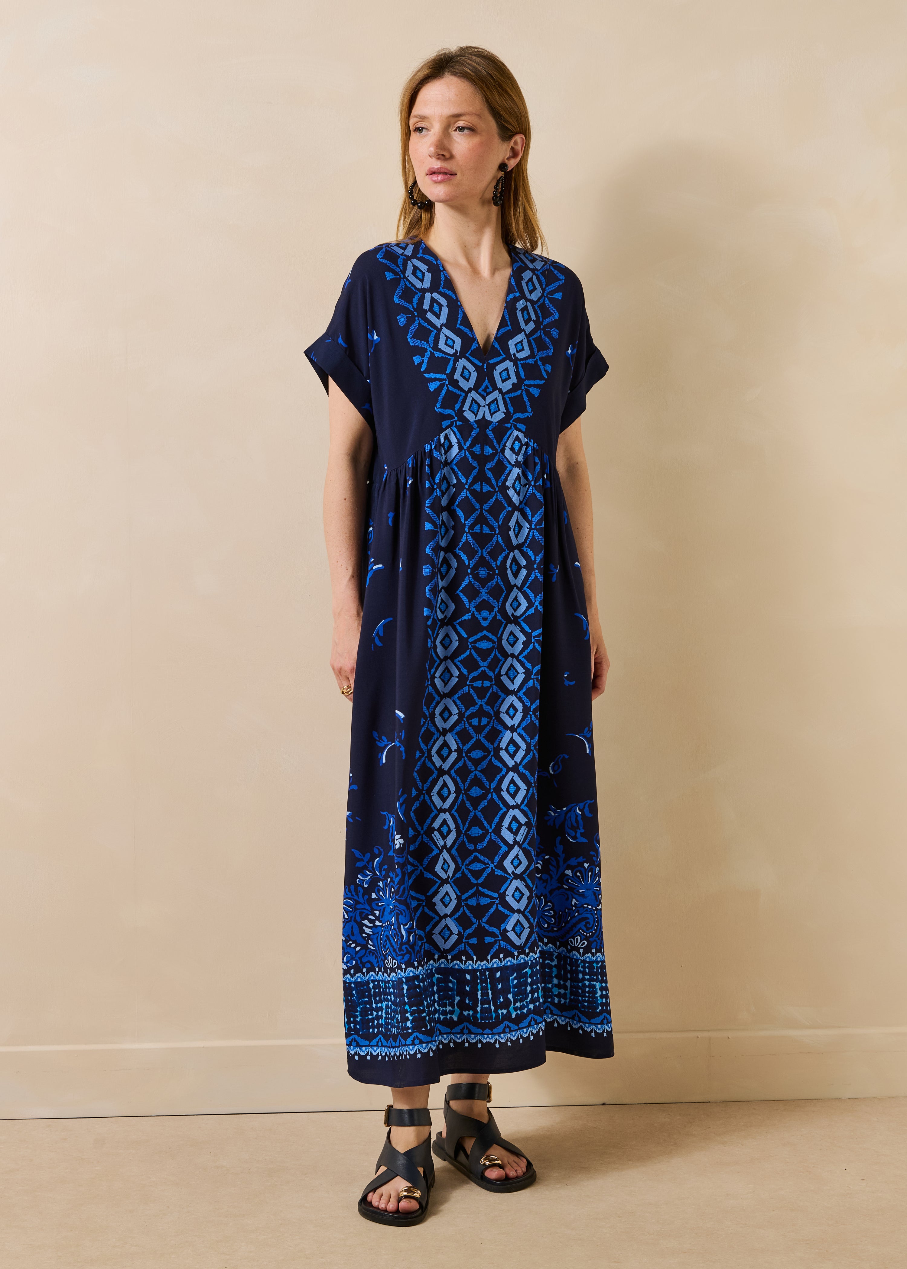 Robe longue ample col V à imprimé, LA FEE MARABOUTEE