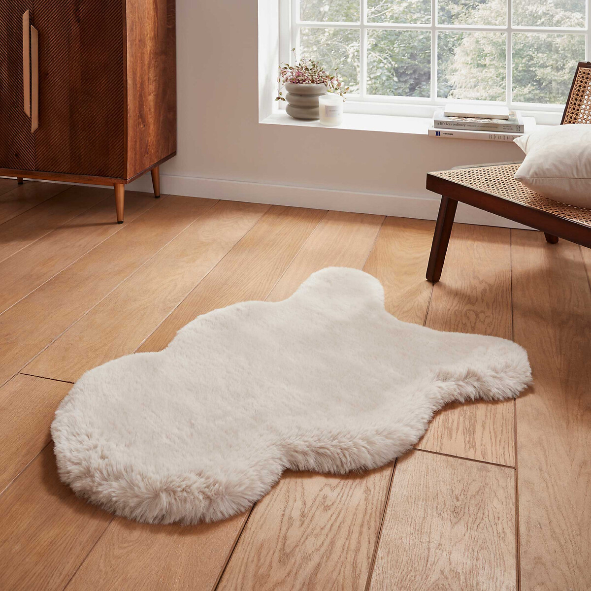 Teddy soft faux single sheepskin rug 60x90cm So home La Redoute