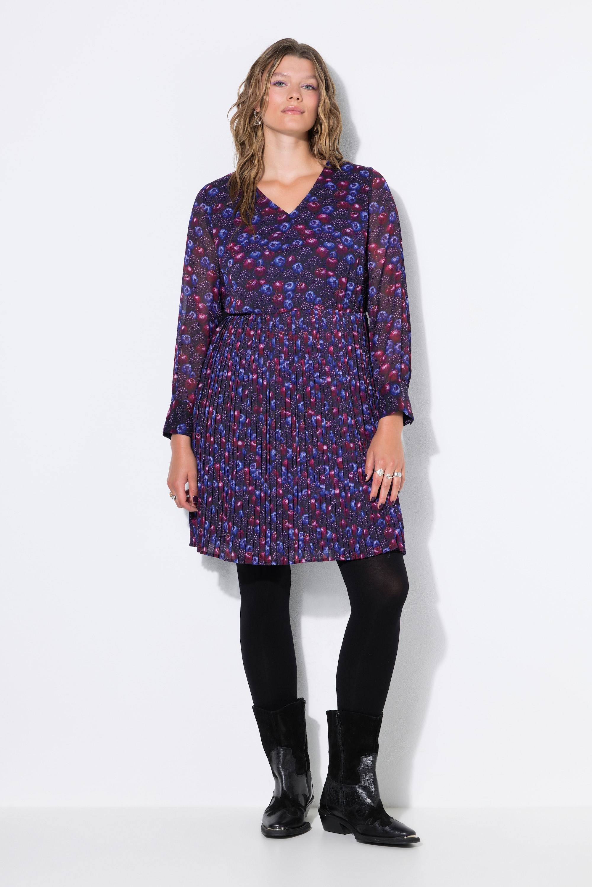 Robe plissée, motif baies, STUDIO UNTOLD