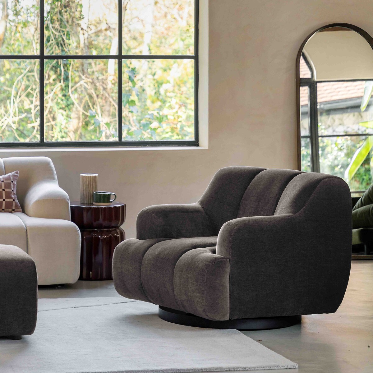 Cosmo Velvet Chenille Sculptural Armchair, ÉDITÉ
