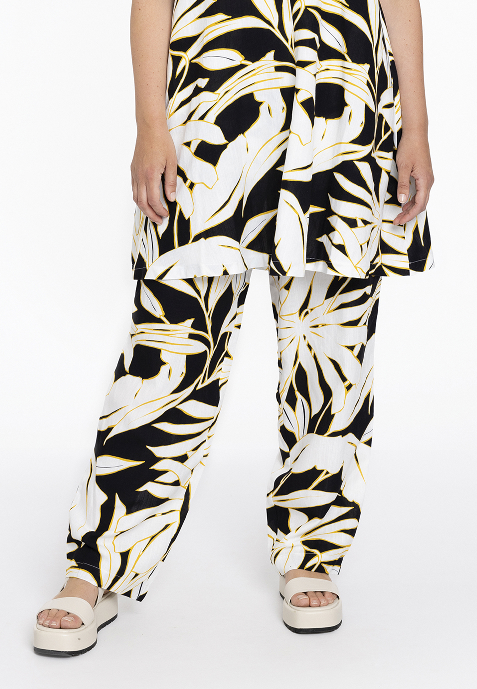 Pantalon imprimé / imprimée, YOEK