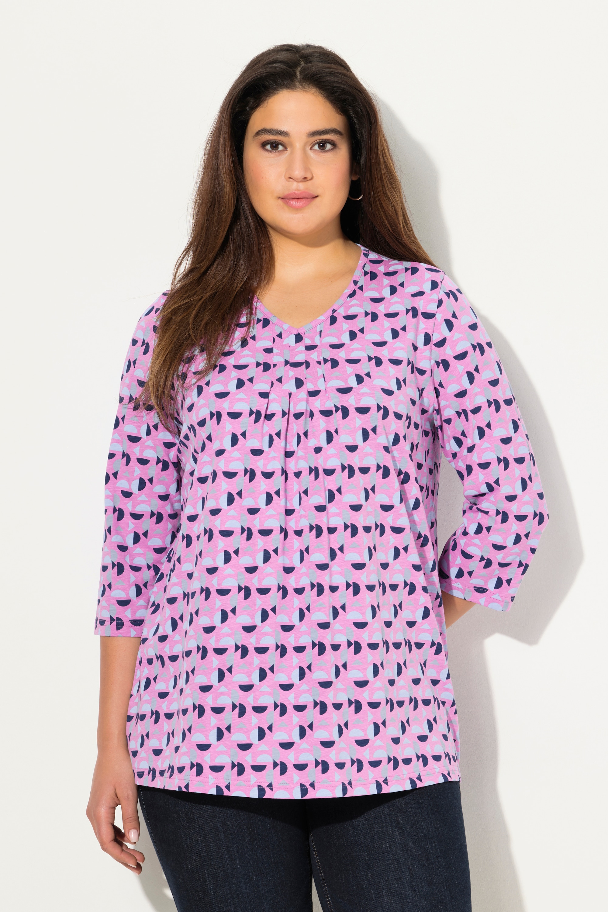 T-shirt avec plis fantaisie. Col en V et, ULLA POPKEN