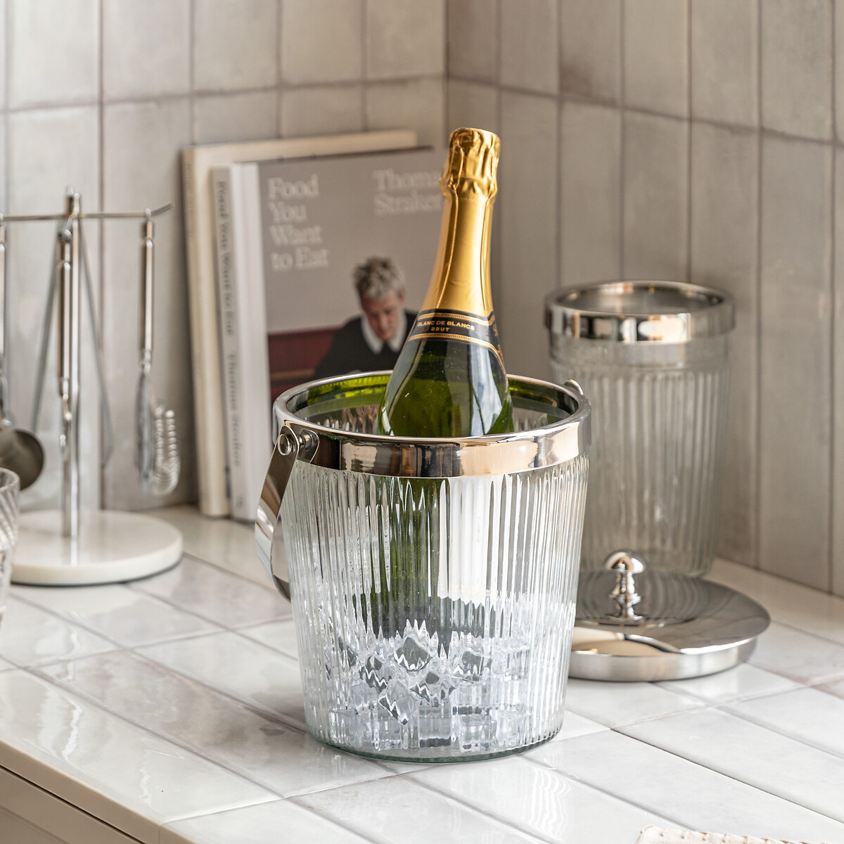 Glass Ice Bucket, ÉDITÉ