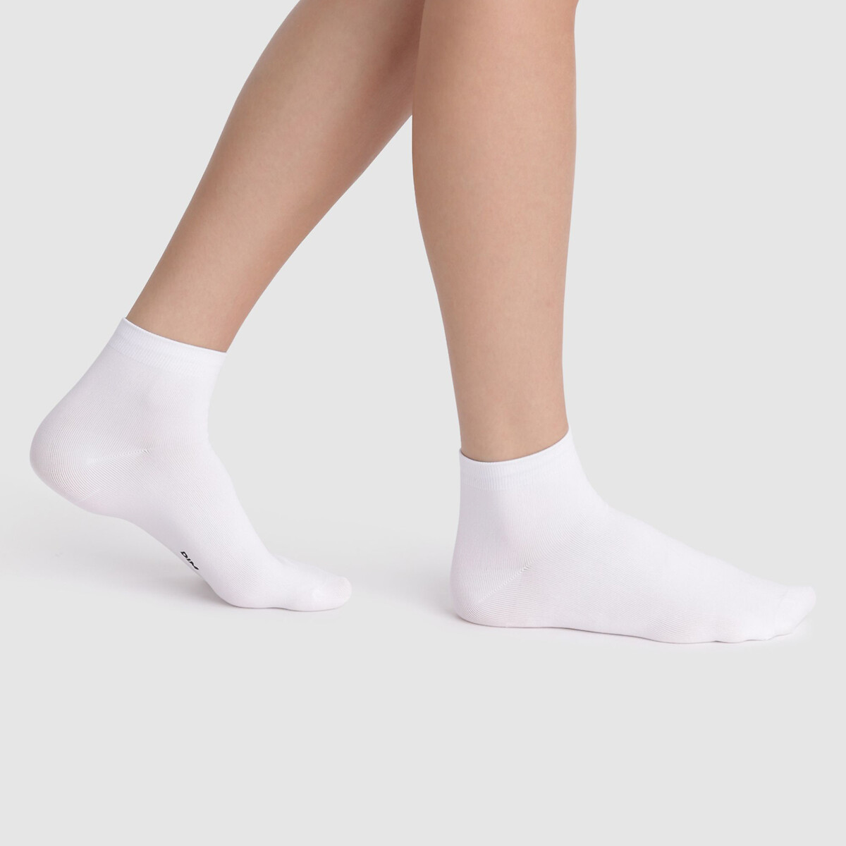Pack of 2 Pairs of Skin Ankle Socks