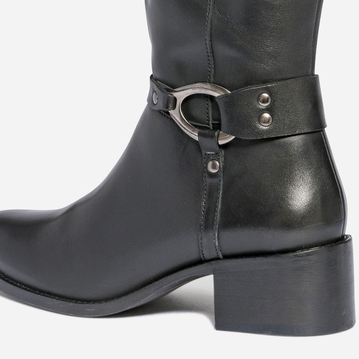 Bottes chez eram deals