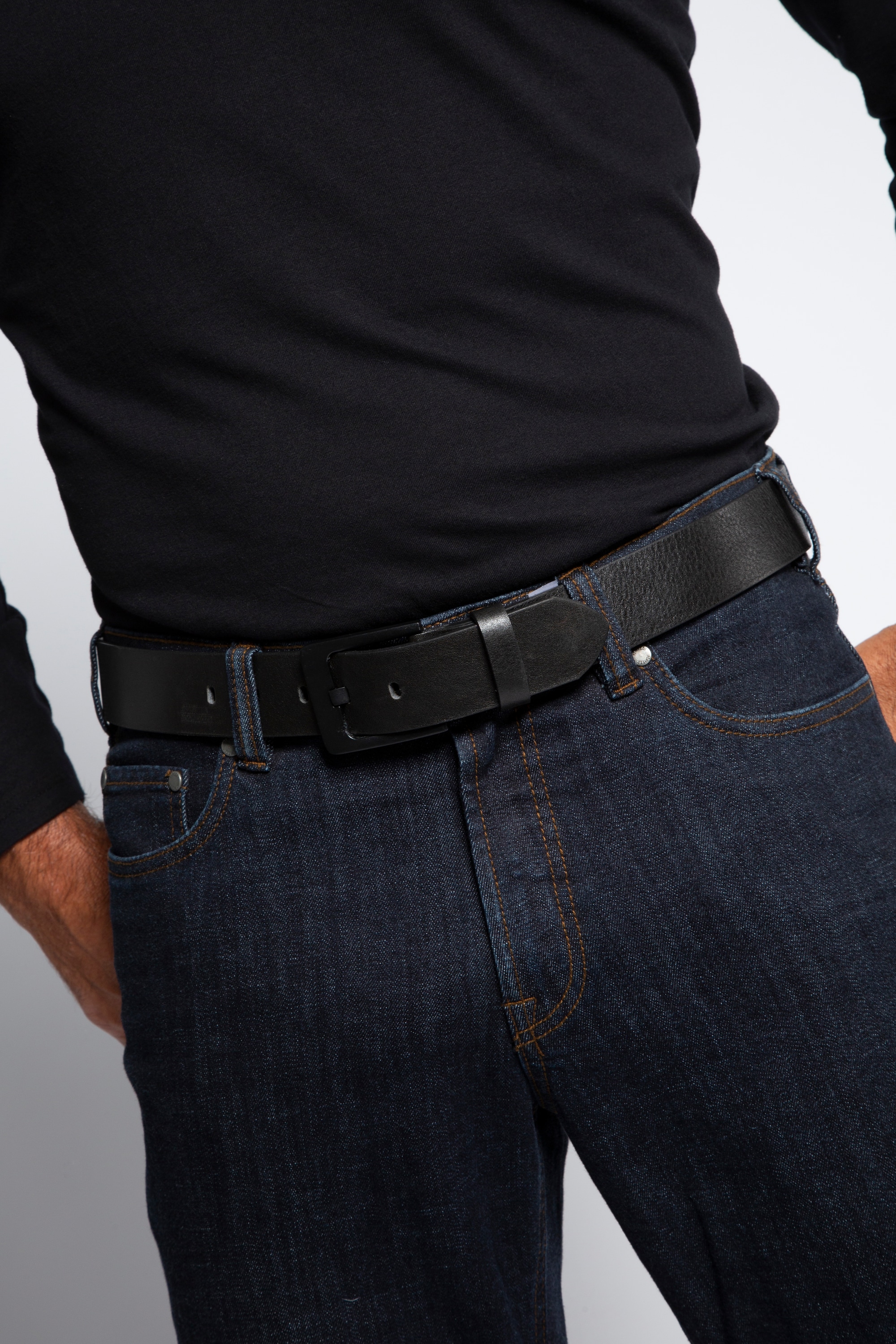 Ceinture en cuir, JP1880