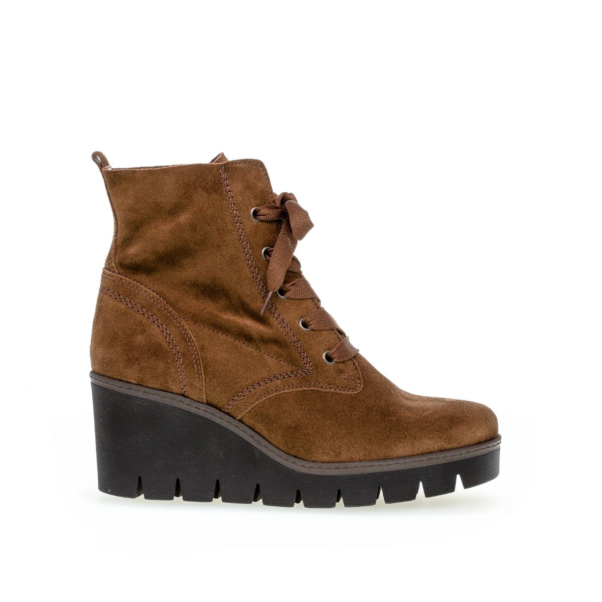 chaussure homme en daim