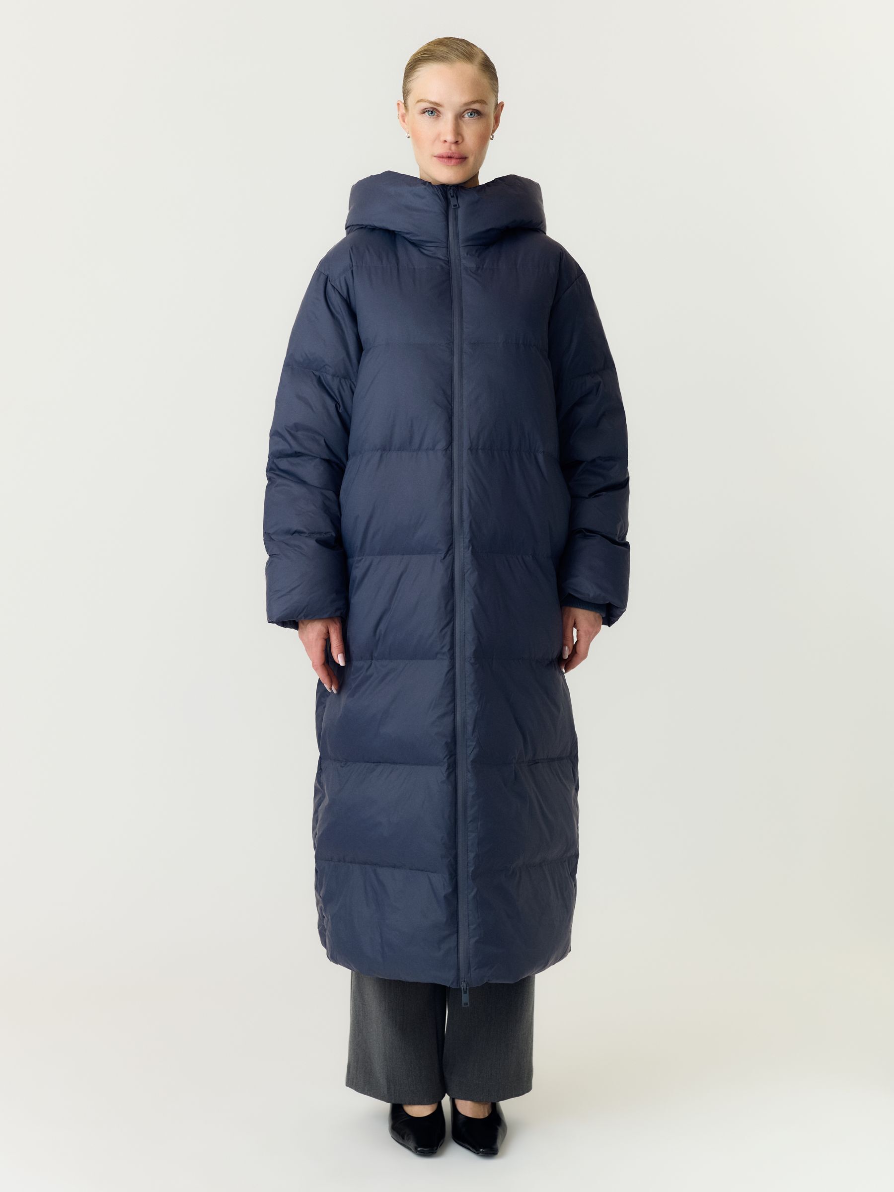 Manteau, YAS
