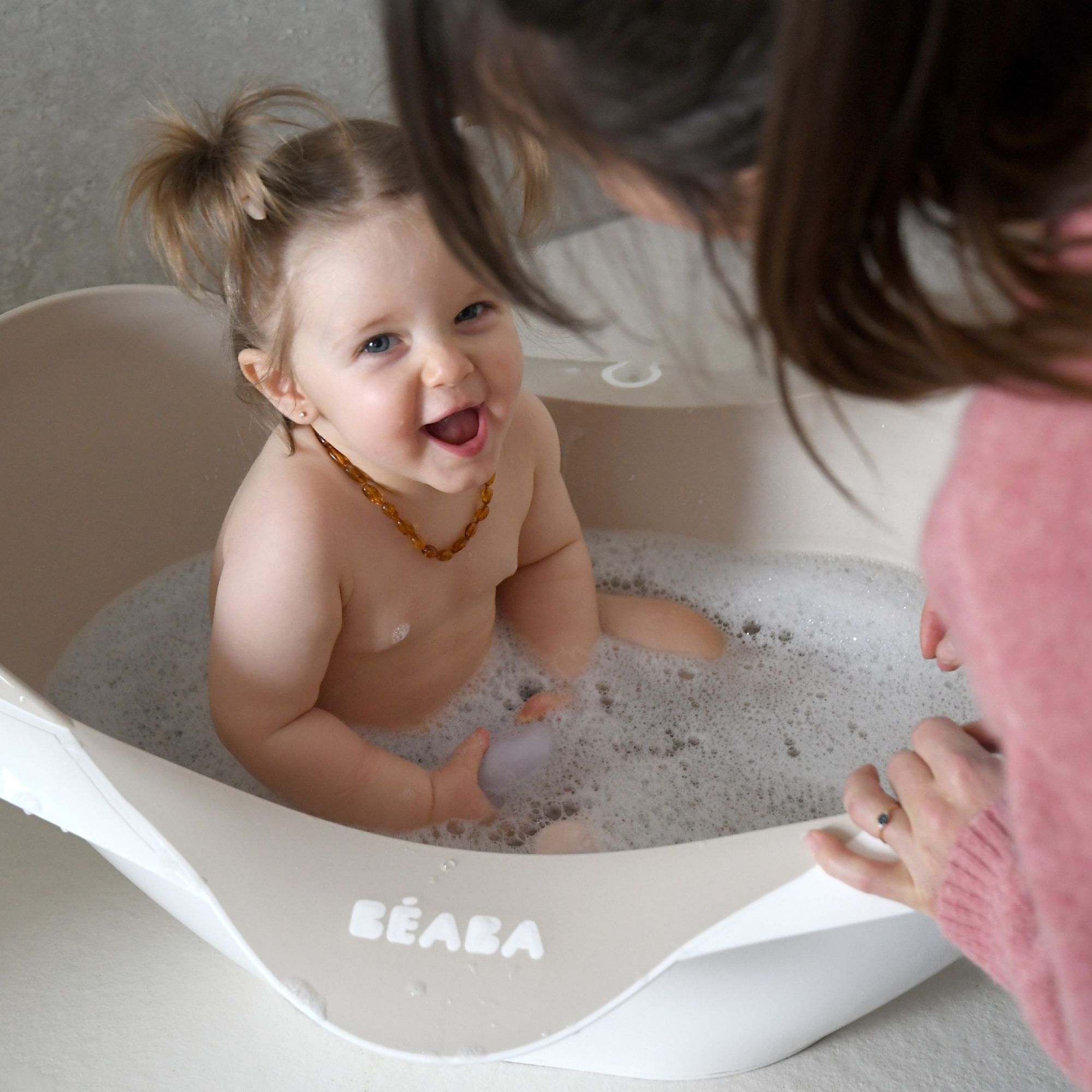 Baignoire Bébé Béaba Camélé'O - Antidérapante, Made In France - 82x55cm - Bouchon Vidange