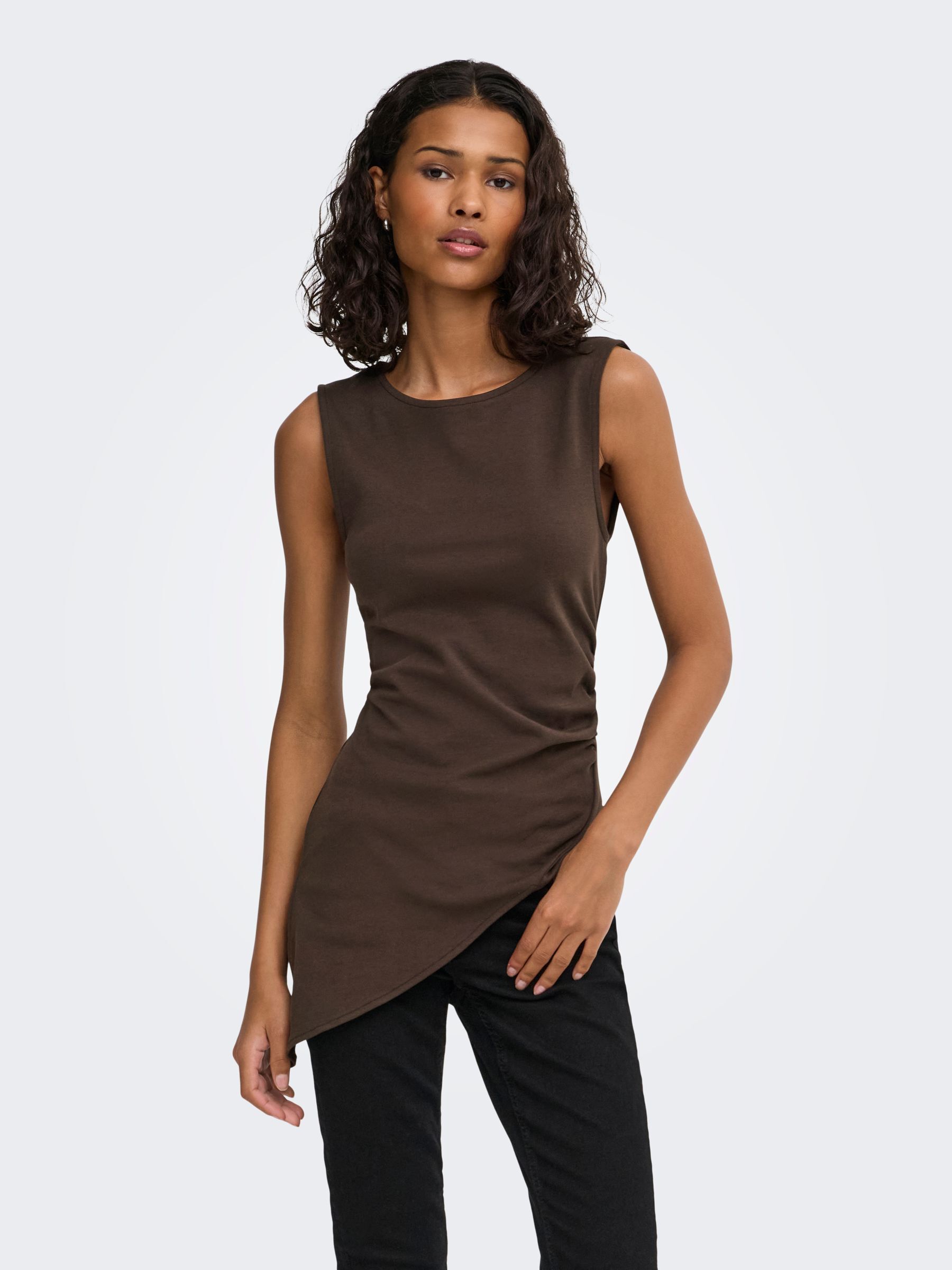 Top Asymétrique, JDY