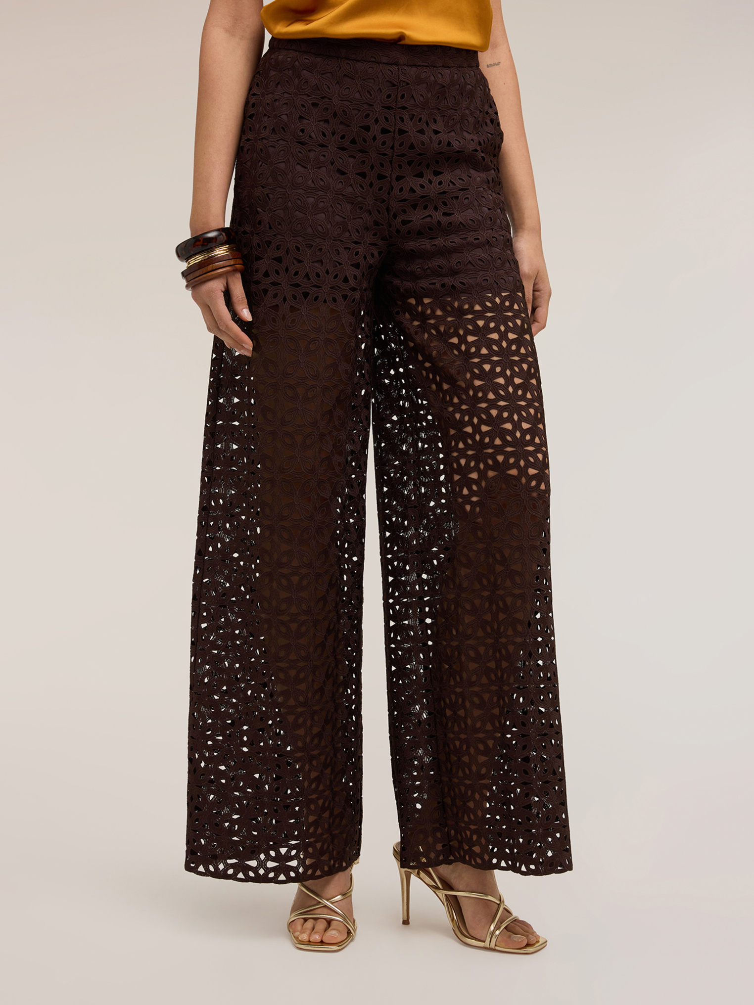 Pantalon palazzo, MOTIVI