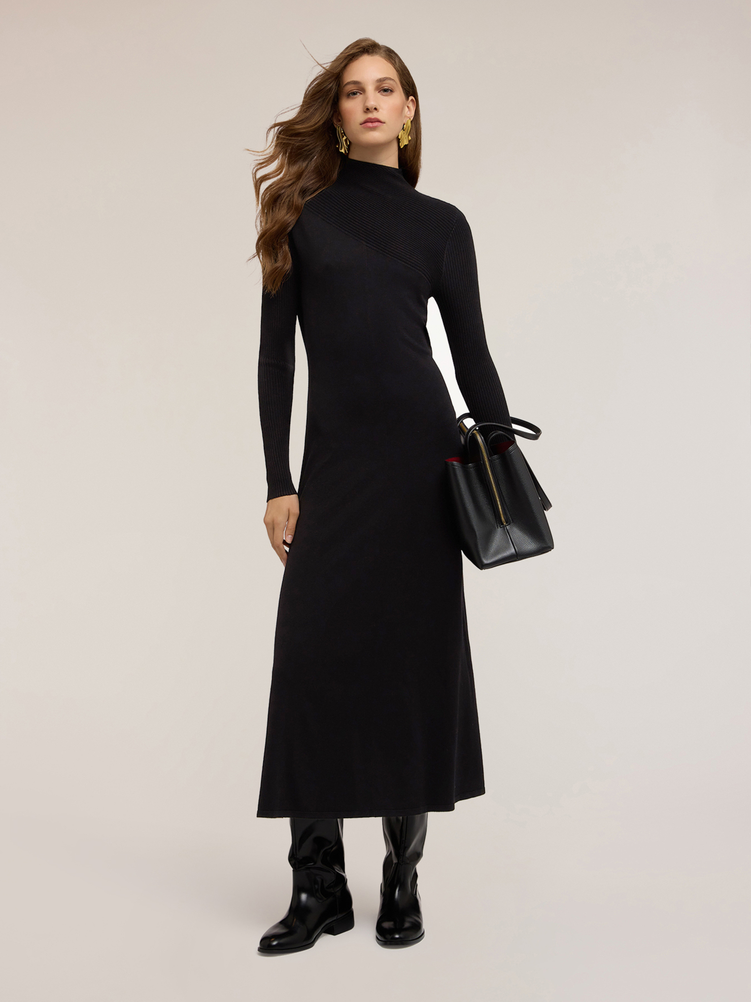 Robe tube midi en maille avec découpe dans le dos, MOTIVI