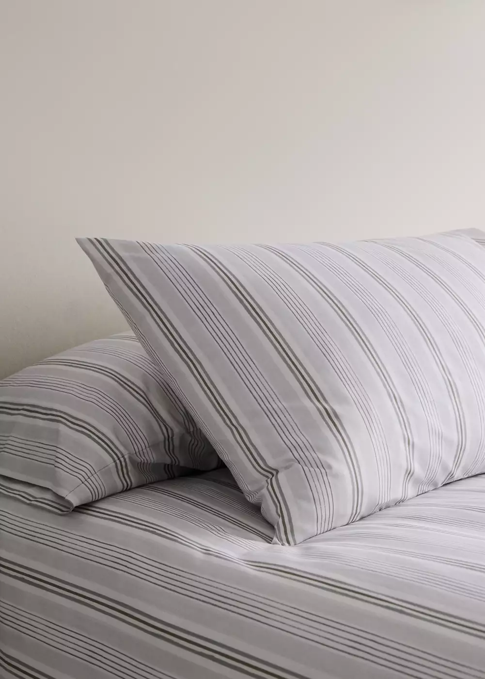 Taie d’oreiller percale de coton rayures contrastées 50x75 cm, MANGO HOME