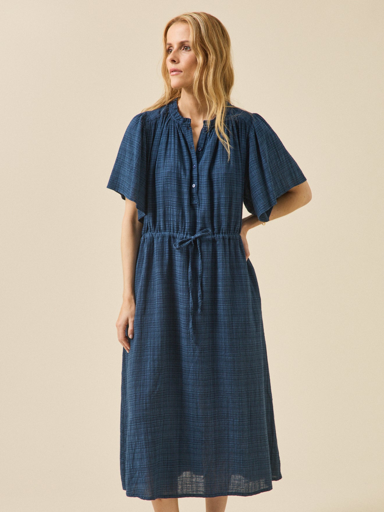Robe longue en crépon manches papillon, CYRILLUS