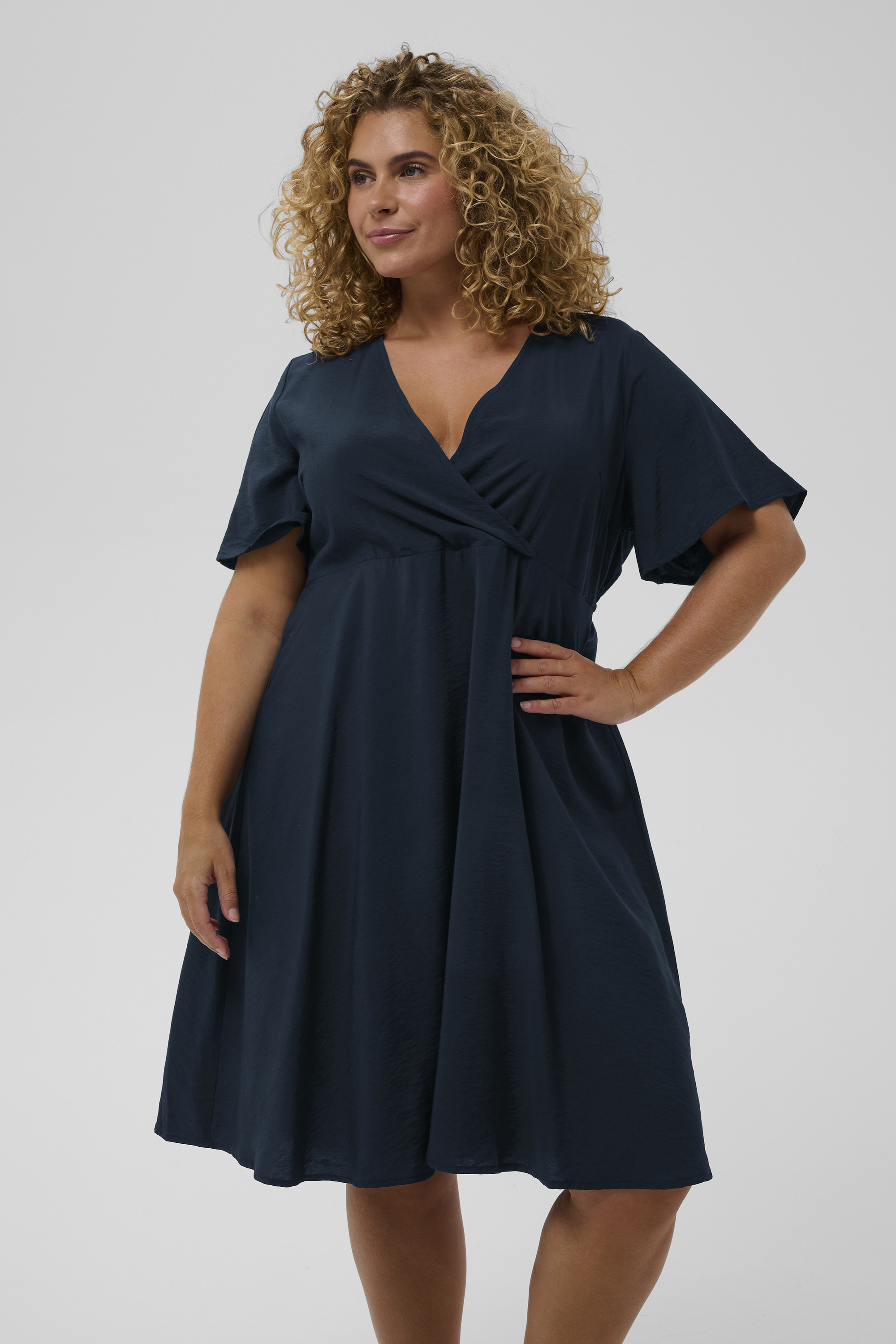 Robe, KAFFE CURVE