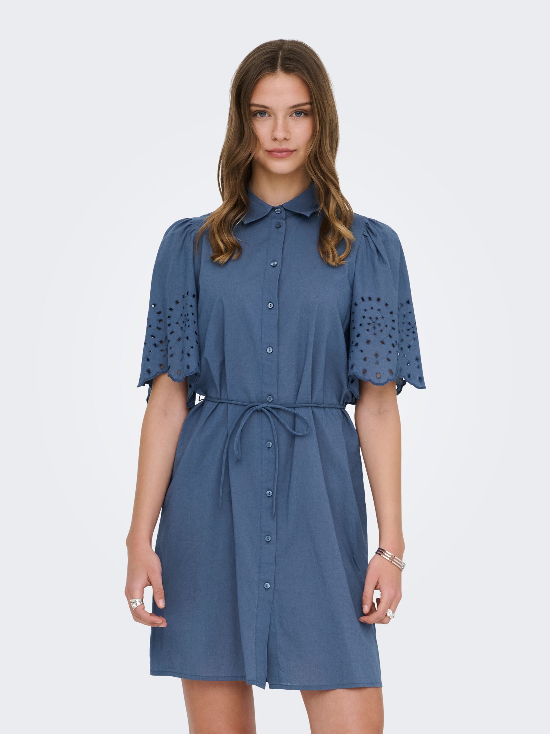 Robe, ONLY
