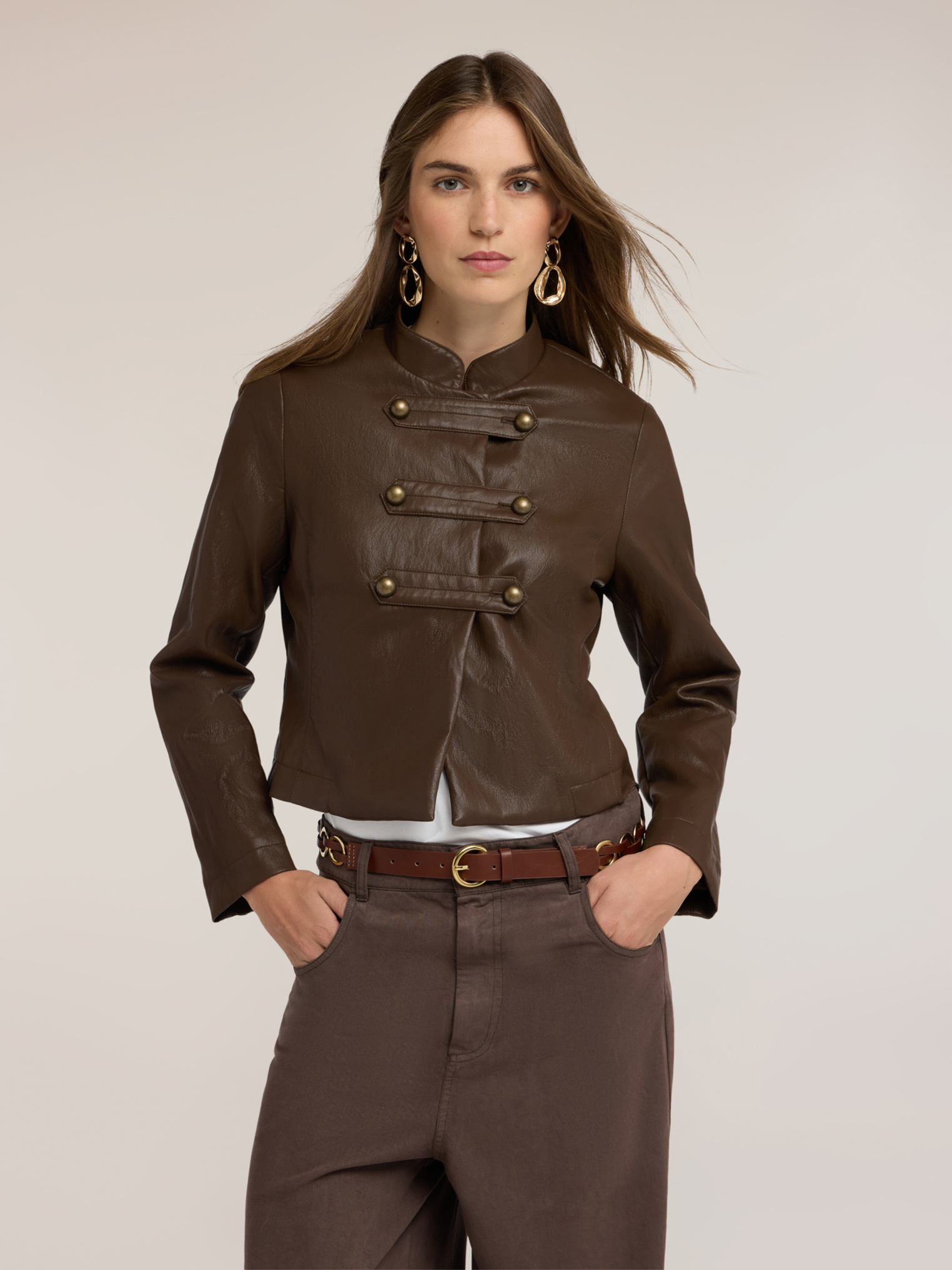 Veste militaire avec boutons métalliques, MOTIVI