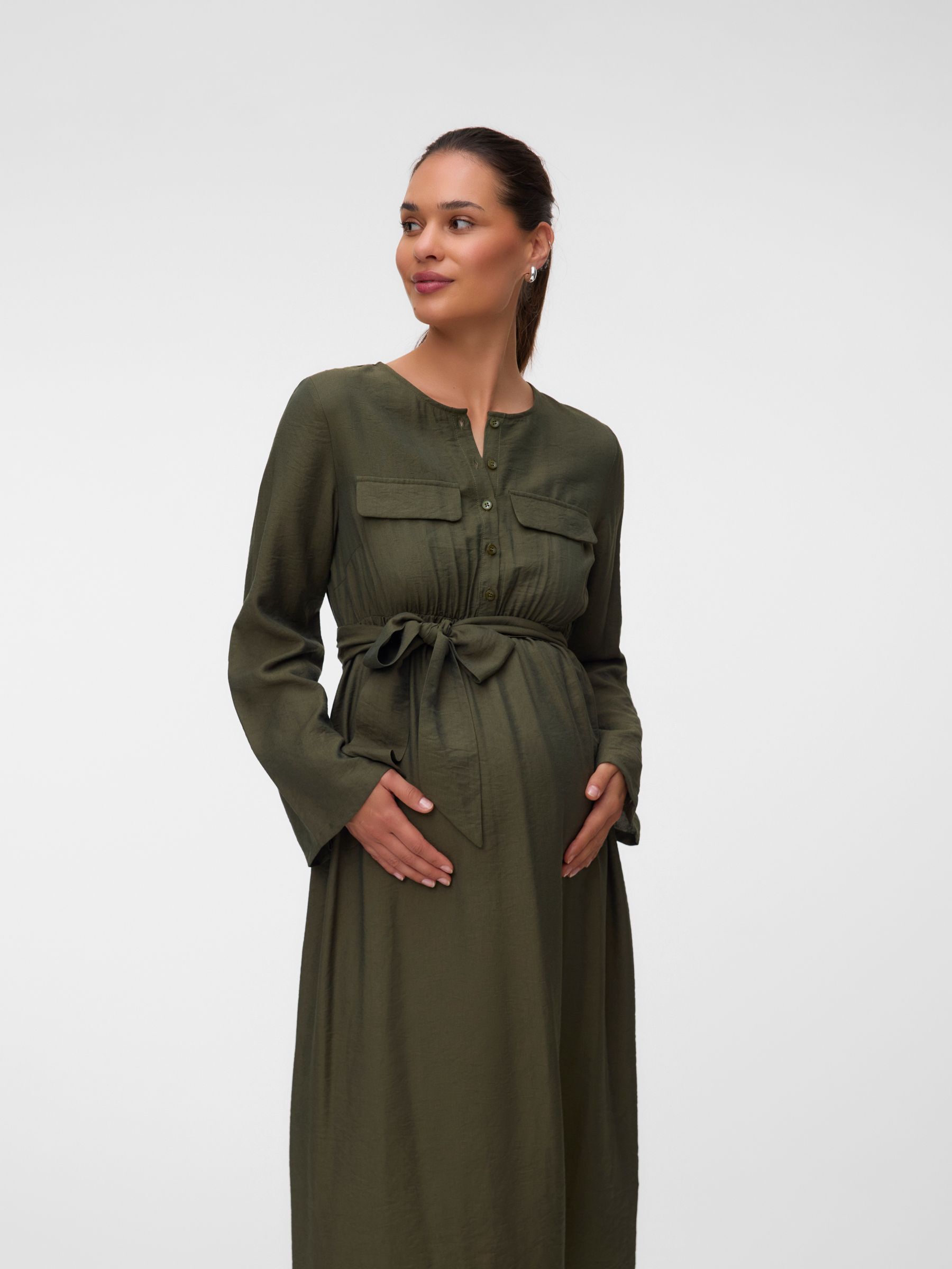 Robe, MAMA LICIOUS