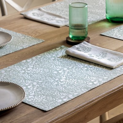 Set of 4 Floral Placemats SO'HOME