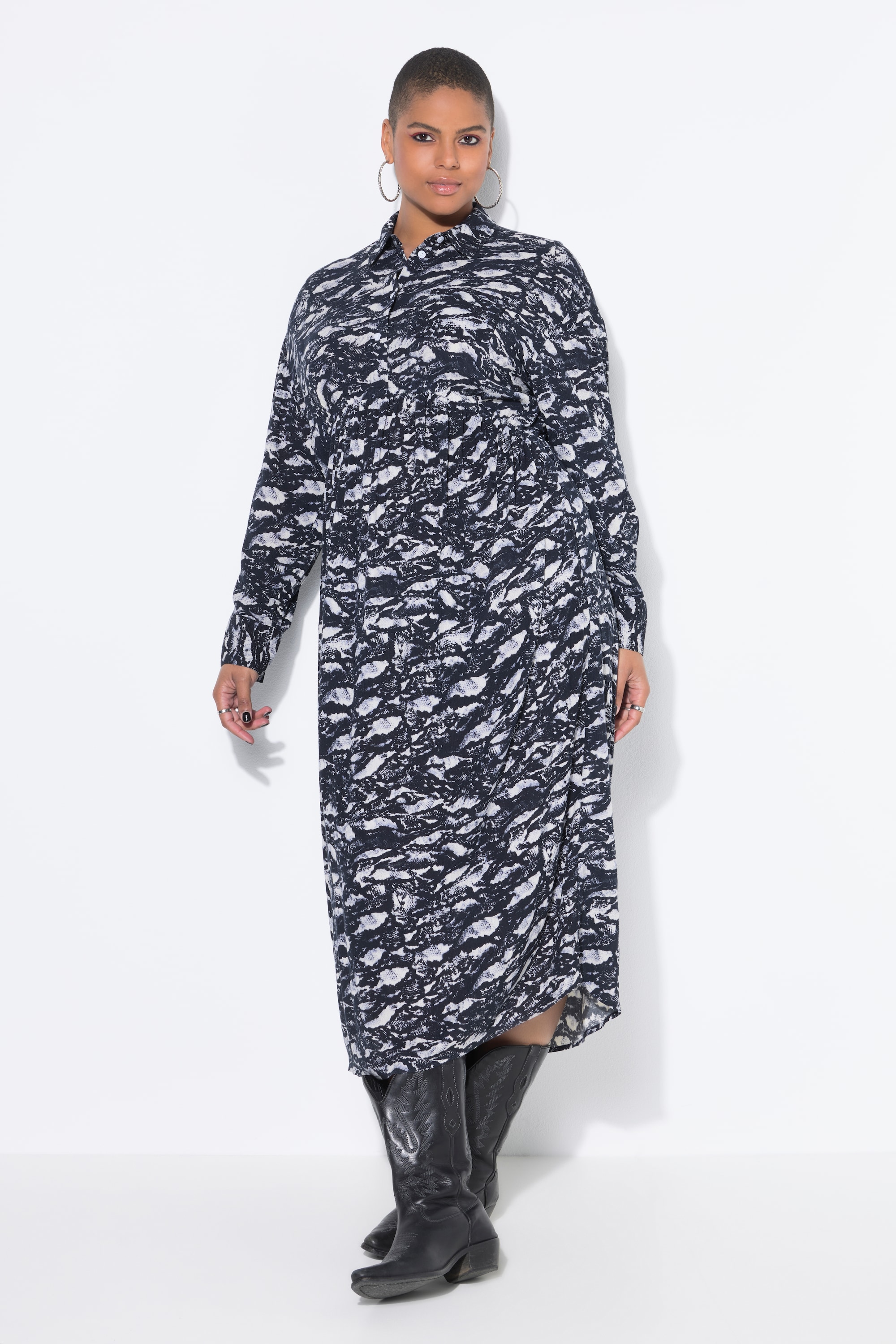 Robe-chemisier midi oversize. Imprimé, STUDIO UNTOLD