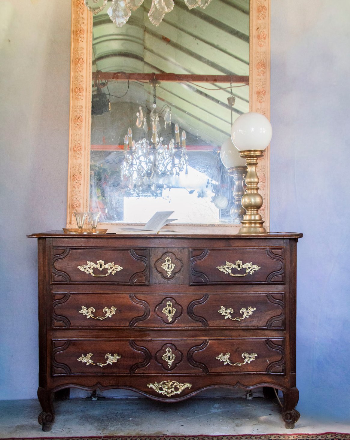 Commode bordelaise en bois Garance N°514 - Bon état, DEBONGOUT