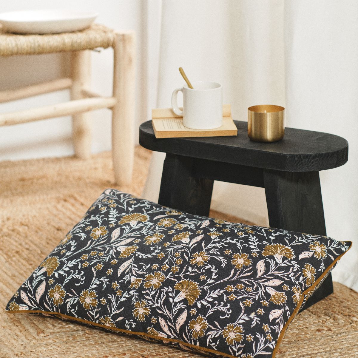 Coussin décoration imprimé floral INDIES JAIPUR, TODAY
