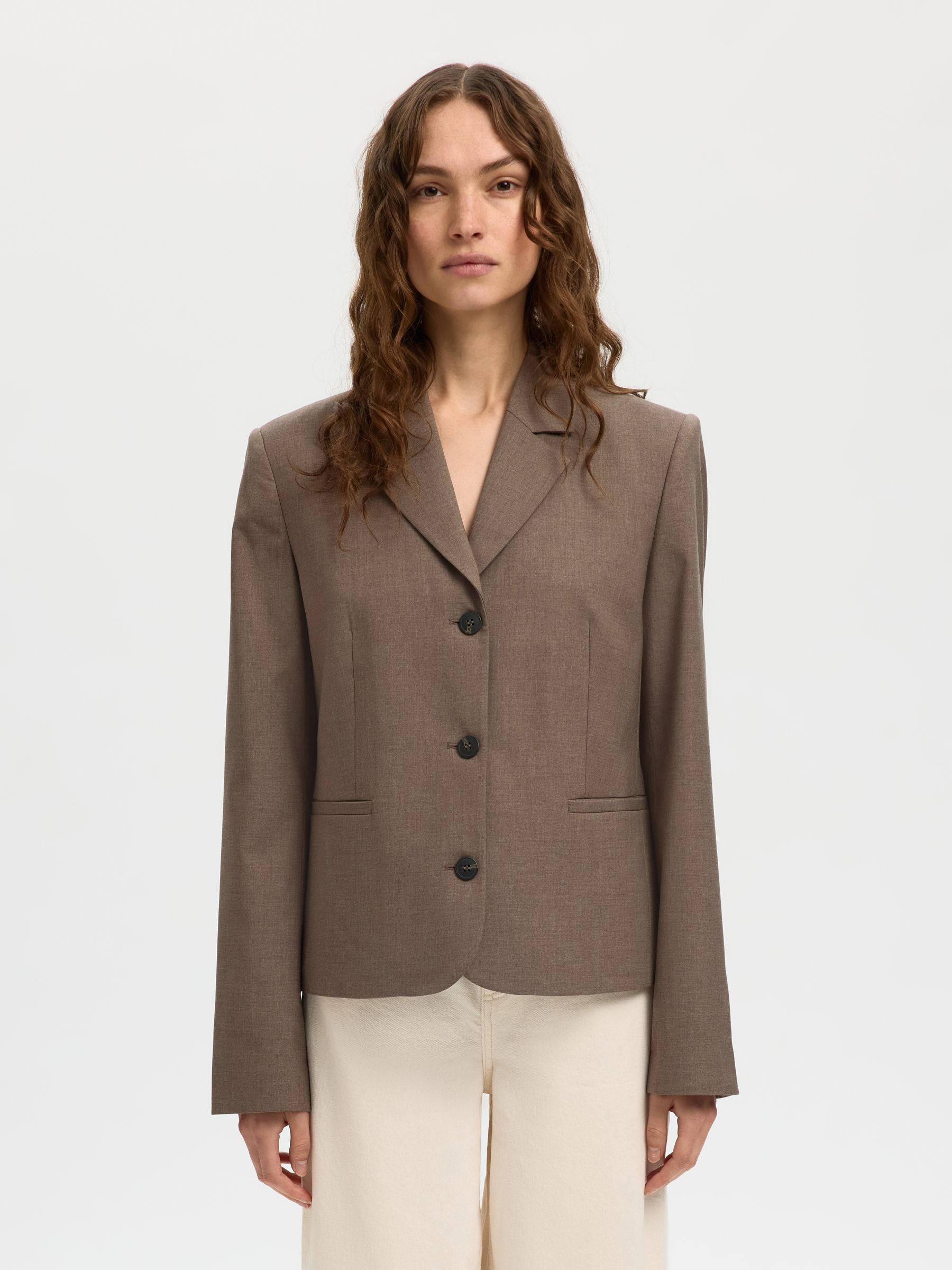 Blazer, SELECTED