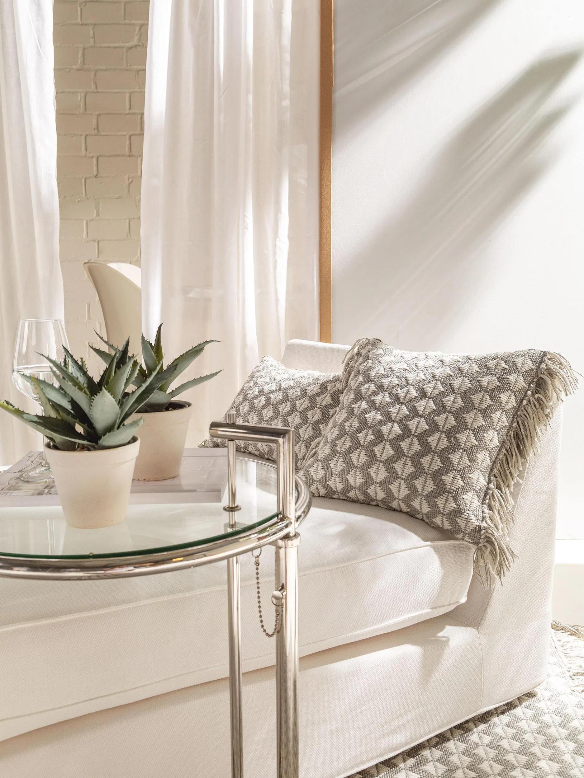 Coussin d'intérieur et d'extérieur tissé main MORTY, BENUTA 