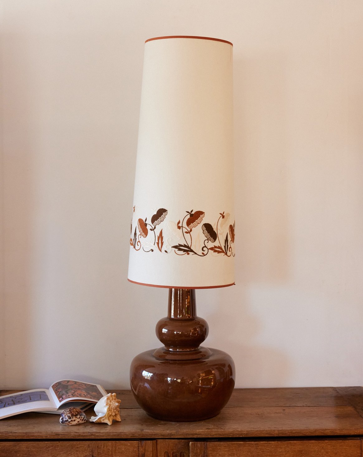 Maxi lampe à poser seventies chocolat Julia N°1052 - Bon état, DEBONGOUT