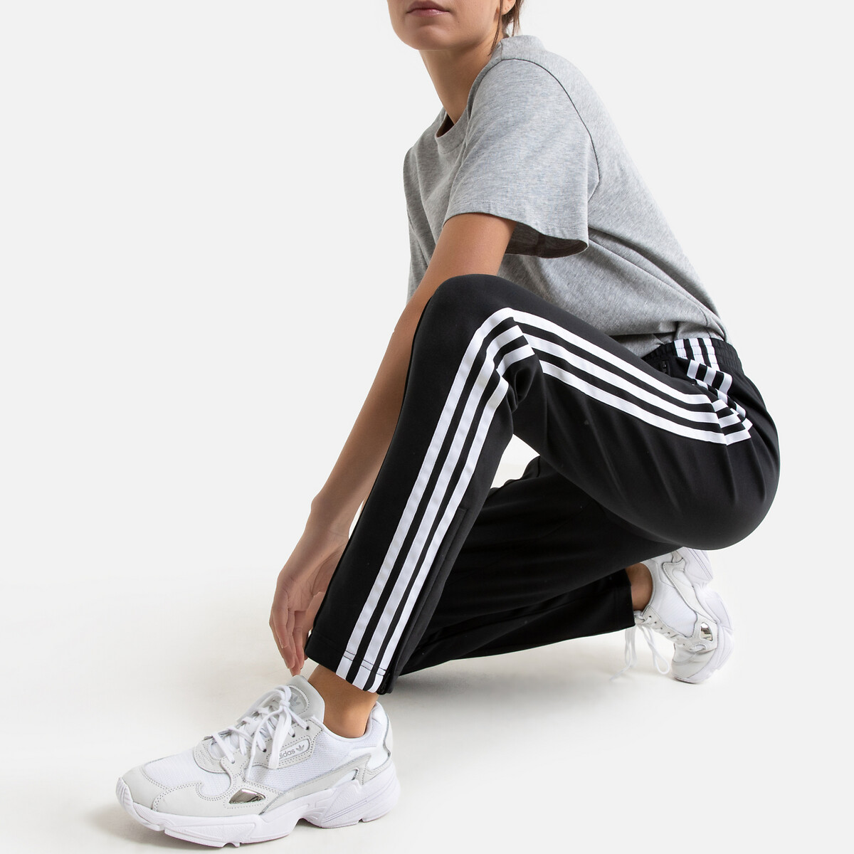 Charmant Th Integratie Joggingbroek, zakken met rits zwart Adidas Originals | La Redoute