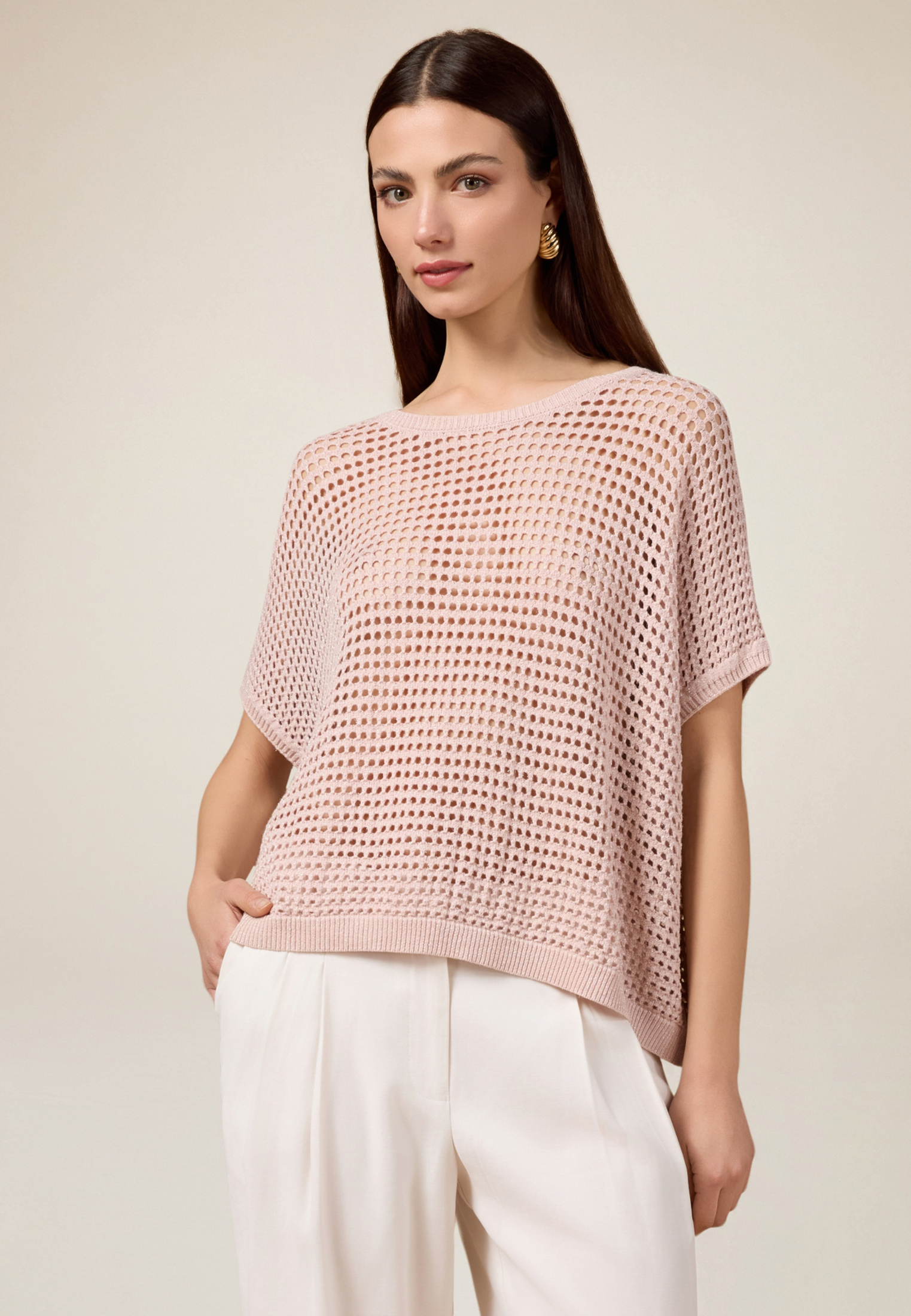 Pull en fil textile ajouré, OLTRE